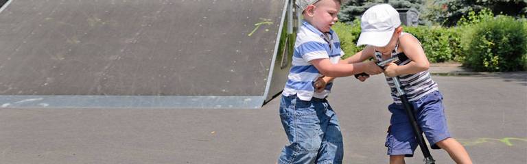 10 Ideas: Overcoming Sibling Rivalry