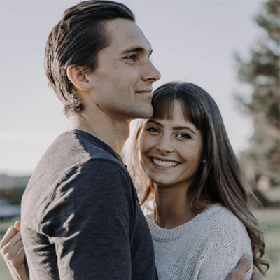 Elisha And Kathryn Voetberg